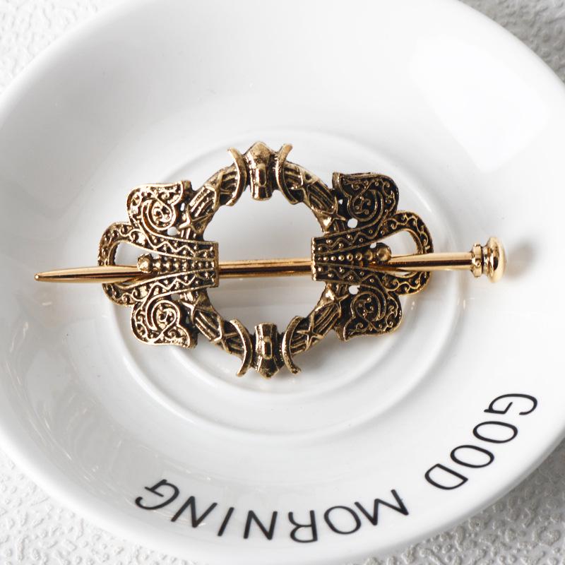 European & American Retro Celtic Knot Hairpin - Metal Crown Updo Clip