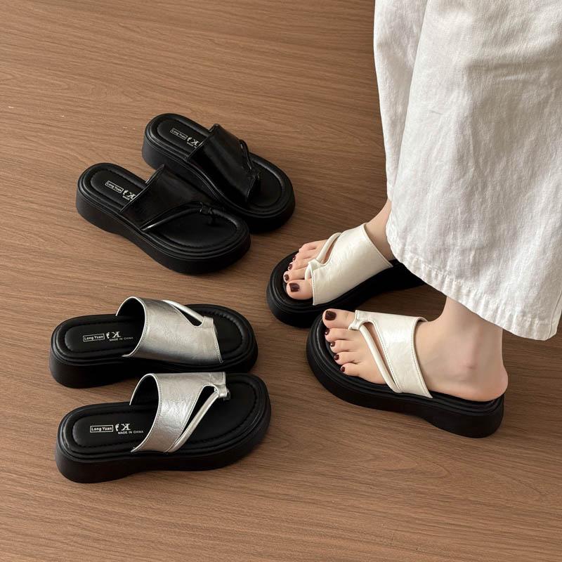Summer Retro Casual Girls Boken Platform Slippers Non-slip Outer Wear One-word Cool Slippers Square Buckle Women's Shoes