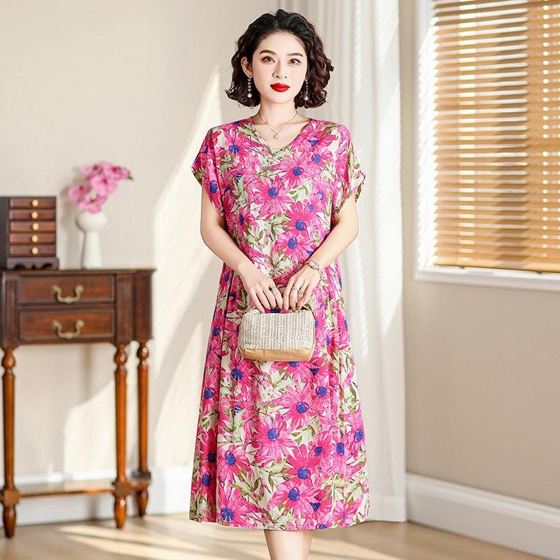 Nouvelle robe en coton et soie mode d'été pour femmes ample grande taille florale coton artificiel coton tempérament jupe moyenne et longue