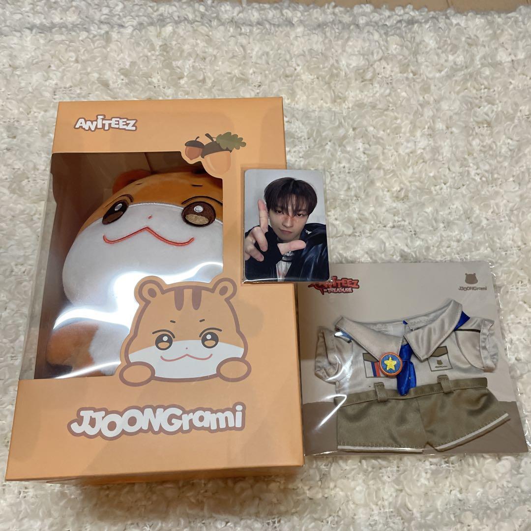 

[Б/У] ATEEZ Pop-up Plush Uniform Set с коллекционной карточкой Hongjoong