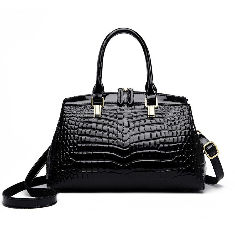 New Big Bag Boston Women'S Bag Europe And The United States Trend Light Luxury Middle-Aged Mother Bag Single Shoulder Crossbody Handbag