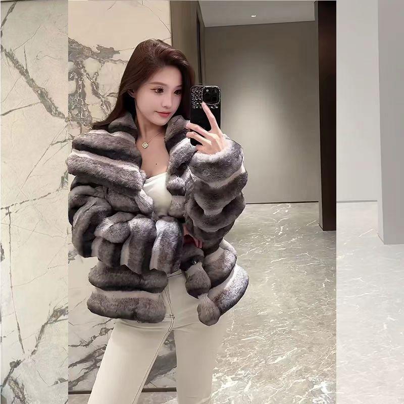 

Зимняя новая женская экологичная шуба из меха шиншиллы, утолщенная пушистая куртка, женская короткая с лацканами, модная M