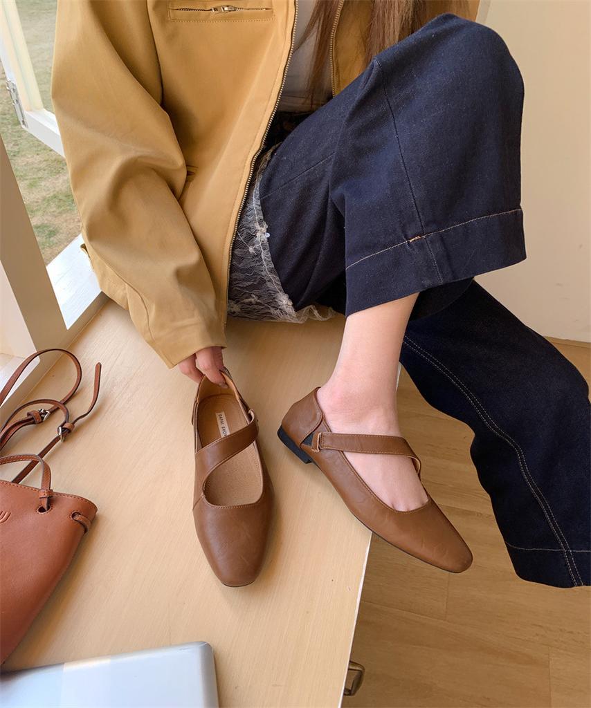 Retro style low-heeled Mary Jane shoes women's spring 2025 new square head shallow mouth soft leather beanie ladyshoes work shoes