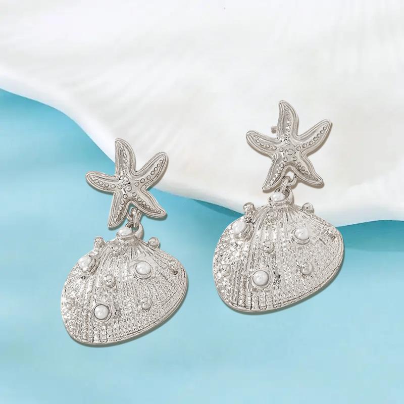 Personalized Niche Exquisite Marine Life Style Beach Shell Shape Oil Stud Earrings