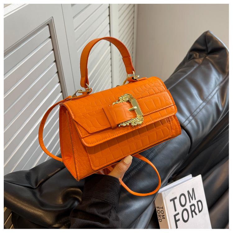 

2023 Лето Нишевая Простая Женская Сумка Квадратной Формы через Плечо и Кроссбоди оранжевый