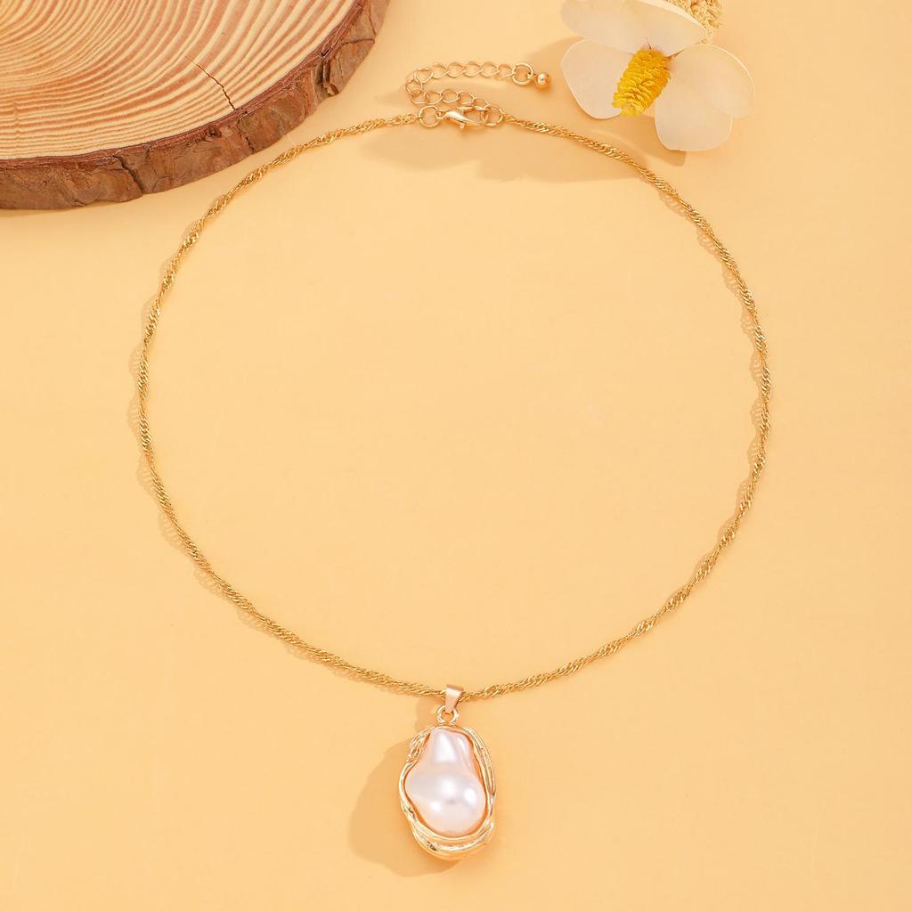 Baroque Pearl Choker - European & American Style with Irregular Design, Simple Metal Open Necklace