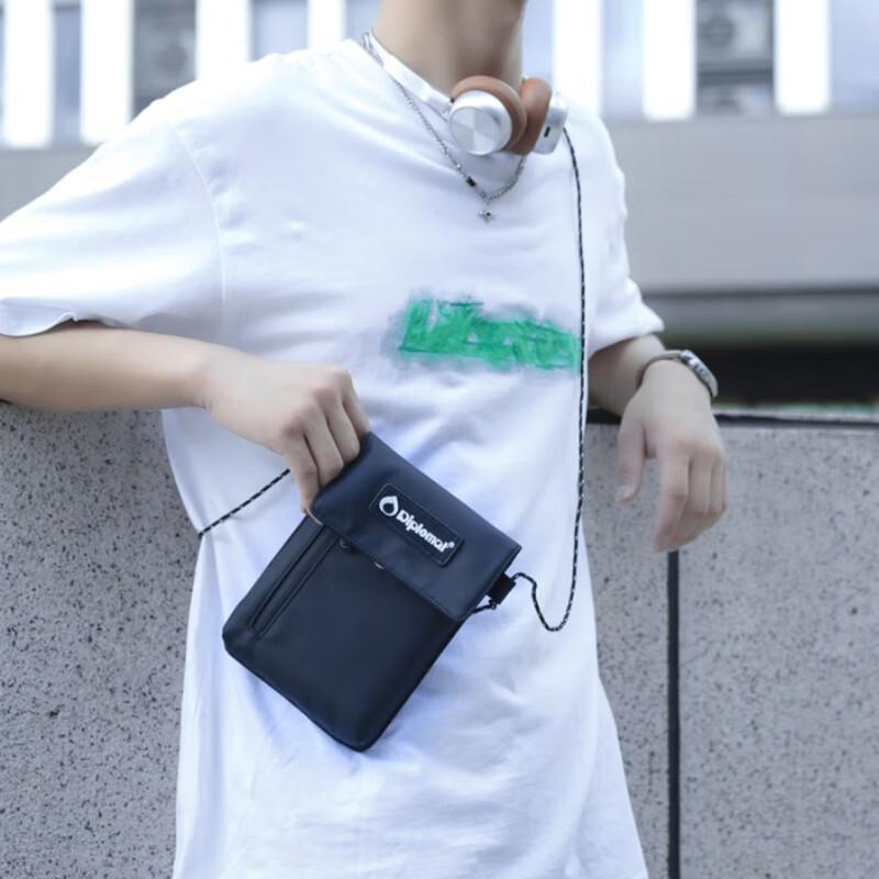 Diplomat Multi-functional Crossbody Phone Bag