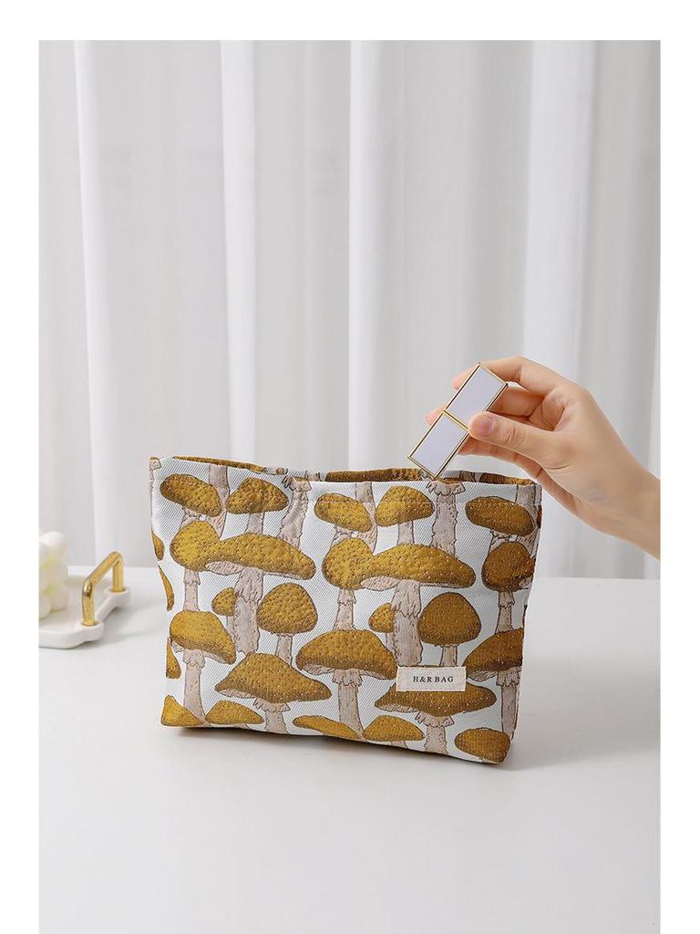 Embroidered Ramie Cotton & Linen Cosmetic Bag - Portable Canvas Storage for Lipstick and Skincare