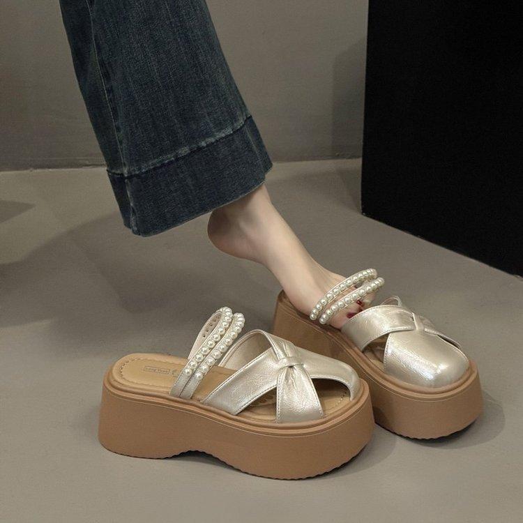 Baotou Half Slippers Women's 2025 Summer New Pearl Two Wear Thick Bottom Design Sense Hollow One Pedal Lazy Half Drag