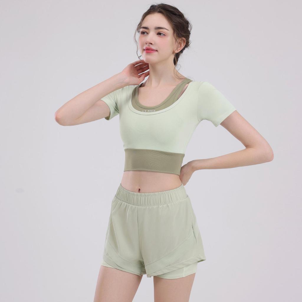 Women's Short Sleeve Yoga Set: Summer Style Workout Top with Chest Pad for Pilates, Training, and Running.