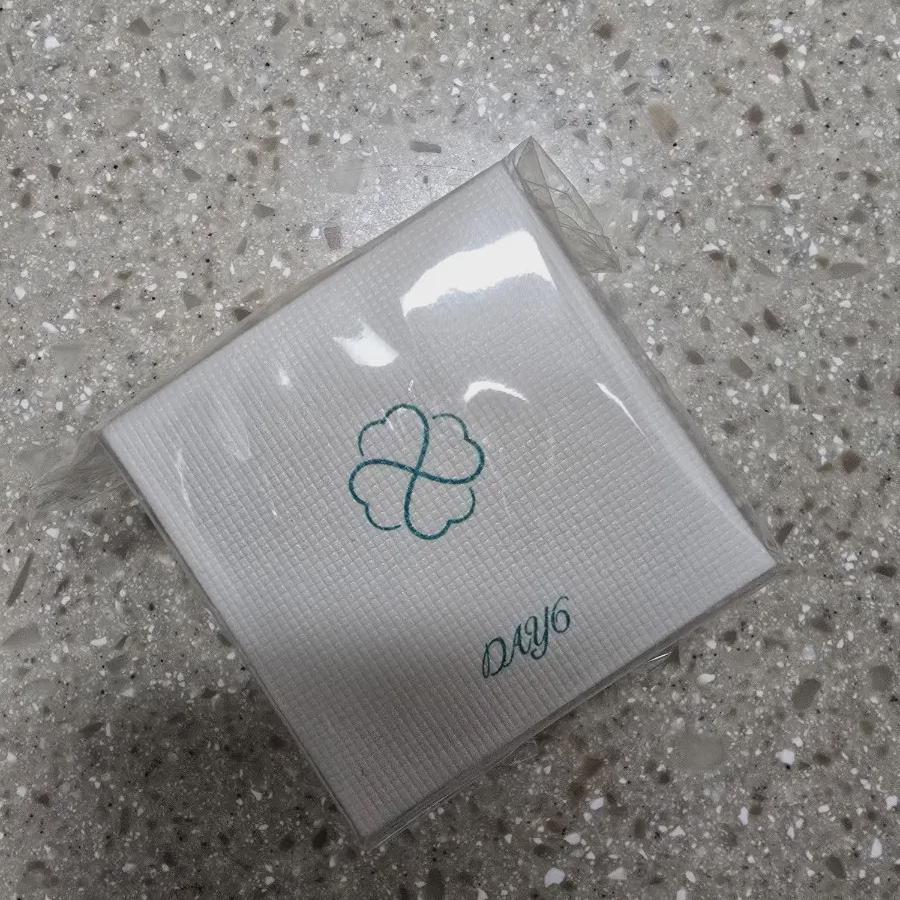 

Я продаю свое дневное кольцо