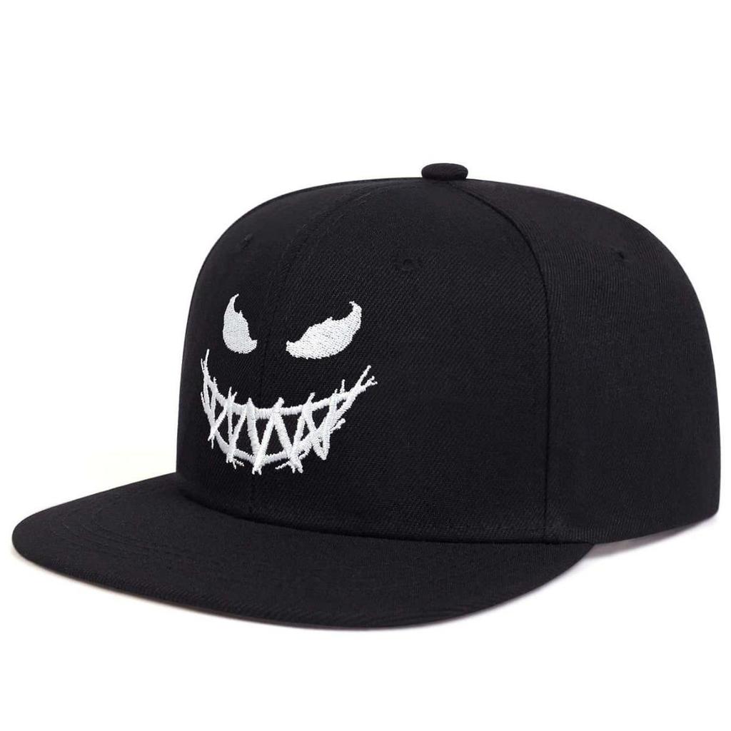 116 fiyatlarından başlayan X Letter Flat Brim Baseball Cap