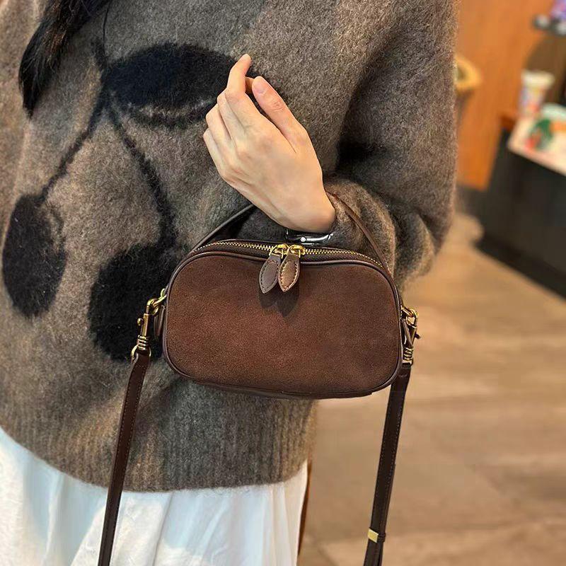 Small Bag Women's Handbag Autumn and Winter New Messenger Bag Hand Carry Fashionable Cowhide Versatile Leather Retro Women's Bag