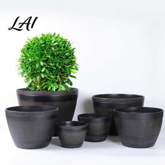 Aerated Soil Planter Flowerpot with Built-In Drainage System Rustic Style Garden Container