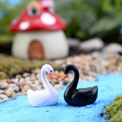 2Pcs Mini Lifelike Swan Simulation Model for DIY Miniature Landscape Garden