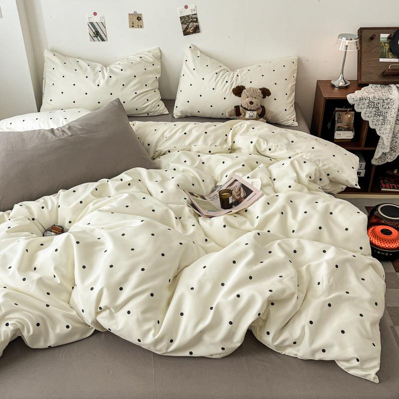 Vintage Double Sided Red Plaid Bedding Set Skin-Friendly Soft Duvet Cover Set with Bed Sheet and Pillowcases for Single Double