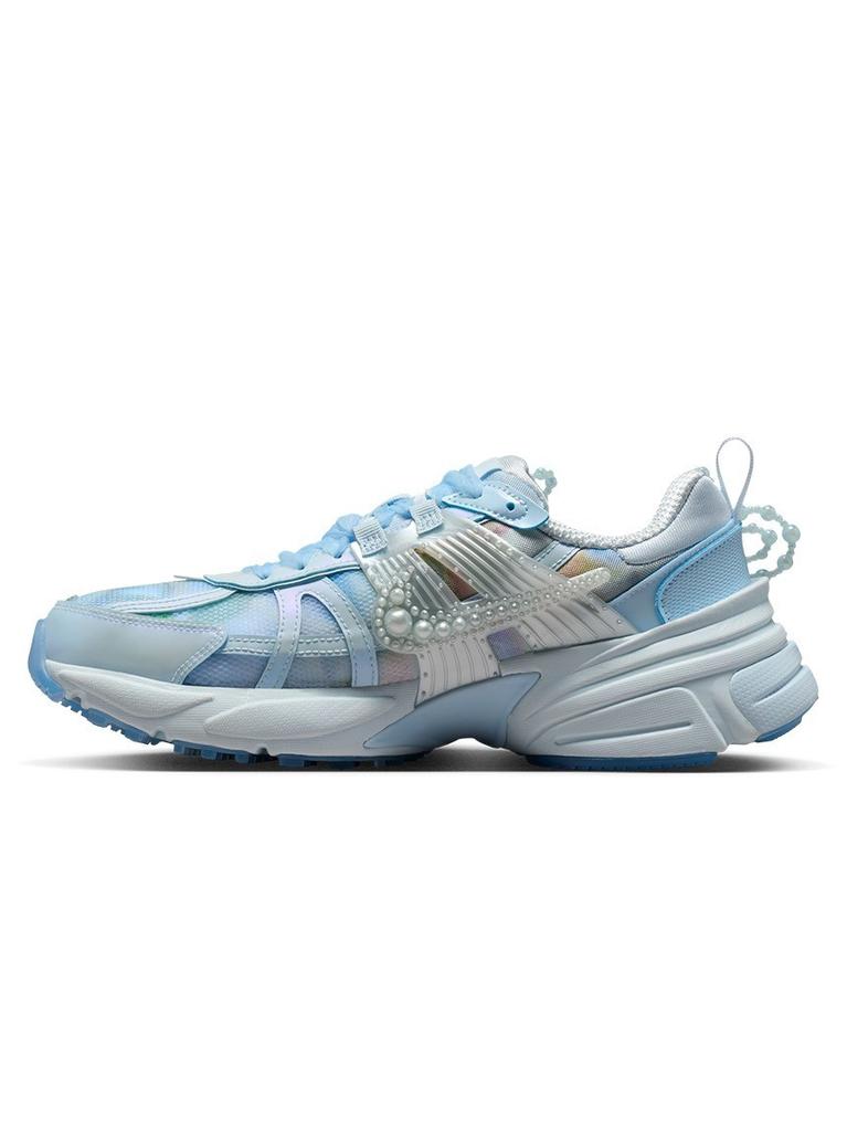 IB7426-400 Susan Fang Nike V2K Run Blue Tint (Women's)