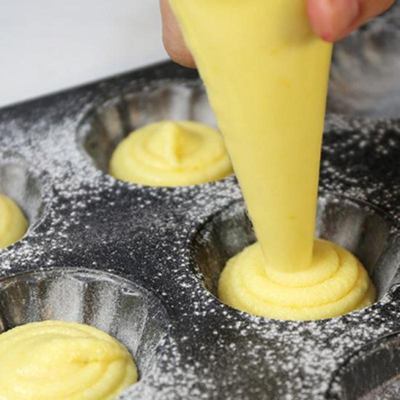 Cake Mold 6/12 Cavity Food Grade Seashell Shape Non-stick DIY Carbon Steel Muffin Cupcake Pan Bakeware Kitchen Supplies
