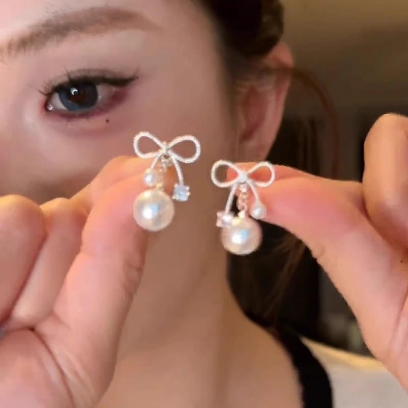 Unique 925 Silver Butterfly Zircon Pearl Stud Earrings for Women - High-End Fashion Jewelry