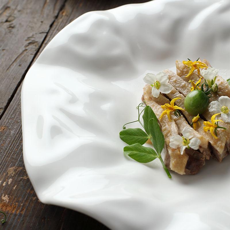 French Ceramic Tableware Irregular White Ceramic Western Plate Creative Pleated Paper Plate Restaurant Fruit Tray Dumpling Plate