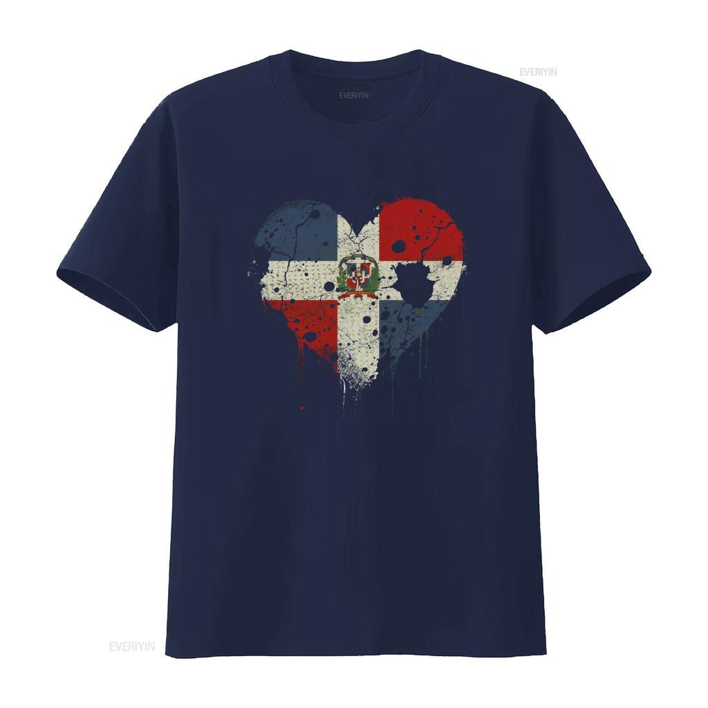 Love Dominican Republic Flag Heart Shaped Distressed Design 100 Cotton Unisexs T Shirt Vintage Unisex Stylish Slightly