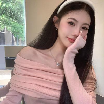 Sweet Cherry Blossom One-shoulder Sweater, Spring and Autumn Sexy Clavicle Black Temperament Long-sleeved Pullover