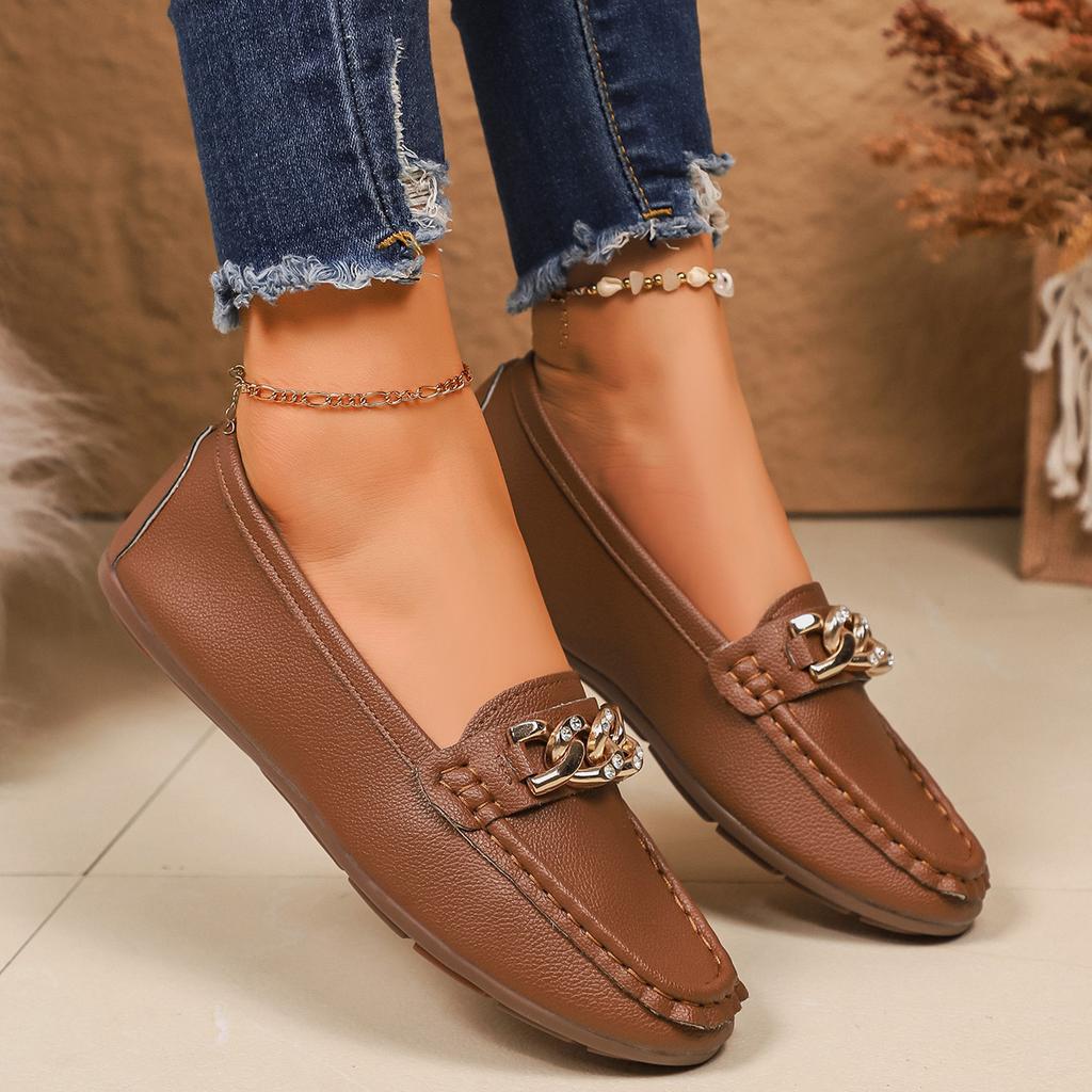 Fashion Women Loafers Spring Autumn New Bean Shoes Female 2025 New Round Head Comfortable Sneakers Women Trend Chain Casual Mother Shoes