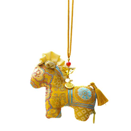 

Саше із знаком Зодіаку Кінь Традиційна Ручна Вишивка Китайське Ремесло Ароматна Декорація для Автомобіля з Китицями та Бантами Репелент від Комарів О освіжуючий G