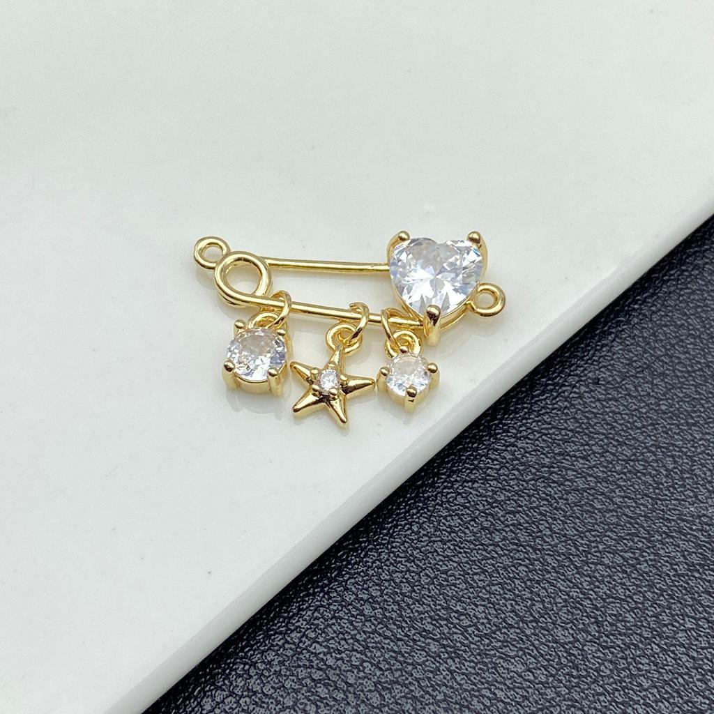 Rhinestone Heart & Star Brooch: Full Diamond DIY Accessories for Handmade Bracelets & Necklaces.