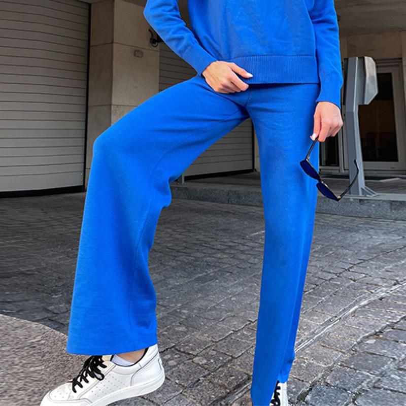 2024 Women's Four-Season Core-Spun Yarn Knitted Two-Piece Set: Casual Top and Pants