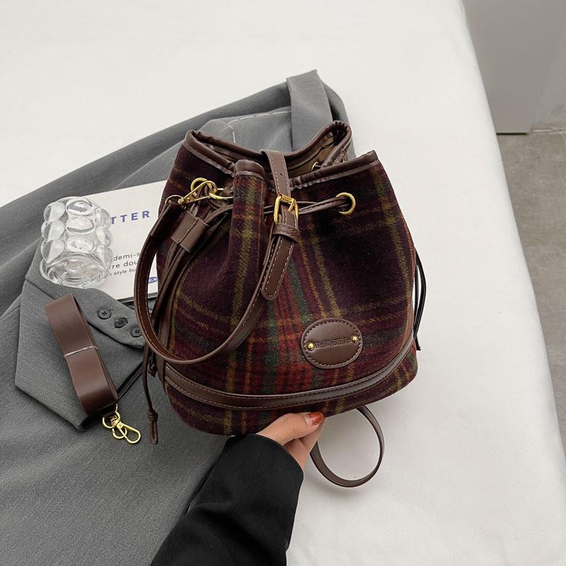 Fashionable Plaid Woolen Crossbody Bag Women s 2023 New Autumn Winter Shoulder Bag
