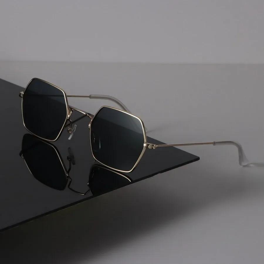 

New Square Vintage Sunglasses Women Luxury Brand Designer Sun Glasses Female Retro Punk Shades Fashion Other