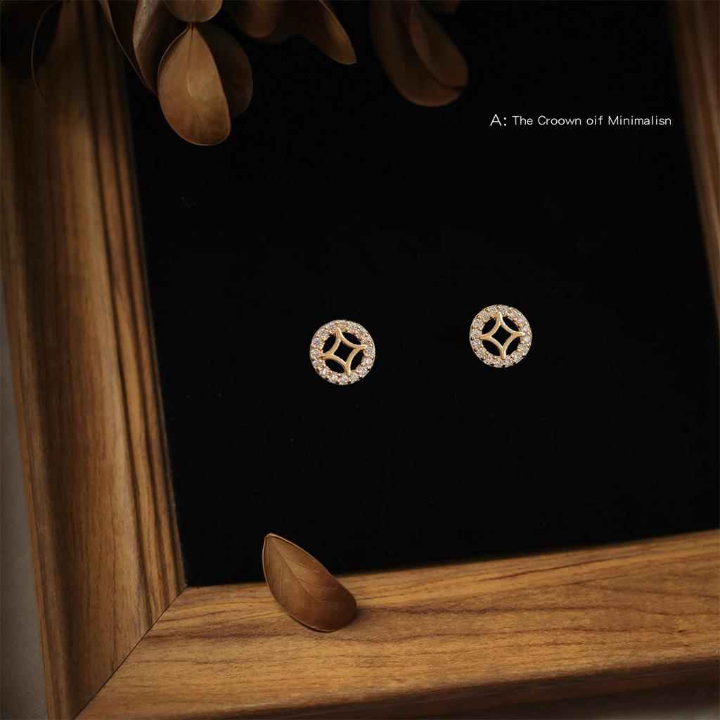 Mini Version Simple and Compact Earrings 1 pair
