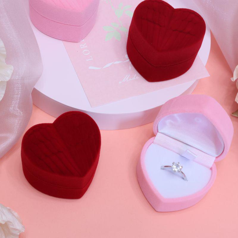 Flocked Heart Shaped Rose Ring Box Velvet Engagement Display for Marriage Proposal Valentines Day Party
