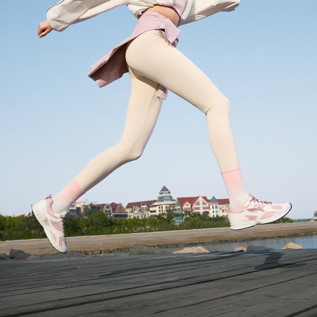 New LiNing Cushioning Slip Resistant Abrasion Resistant Breathable Low Top Running Shoes Women's White Pink ARSU068-4