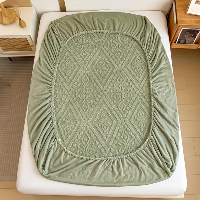 

2026 НОВЫЙ Зимний Плюшевый Теплый Натяжной Простынь Защитный Чехол для Матраса Постельное Белье Матрас-Топпер Нескользящее Покрывало 90x200cm Only sheet