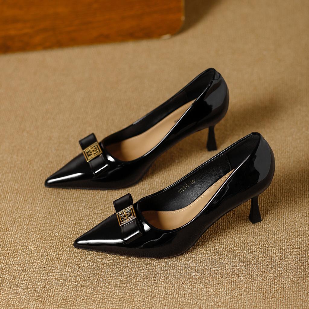 Thin heels high heels 2026 spring patent leather bow pointed red wedding shoes shallow single shoes
