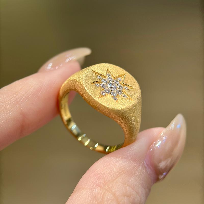 

24k Gold-Plated Ring with Zircon Starburst, Vintage-Inspired Luxury Jewelry.