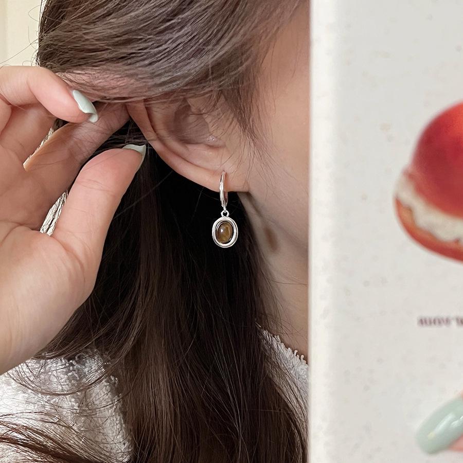 Amber Tears Oval 925 Sterling Silver Dangle Earrings - Sophisticated and Trendy Ear Ornaments for Women 925 Silver серебряный