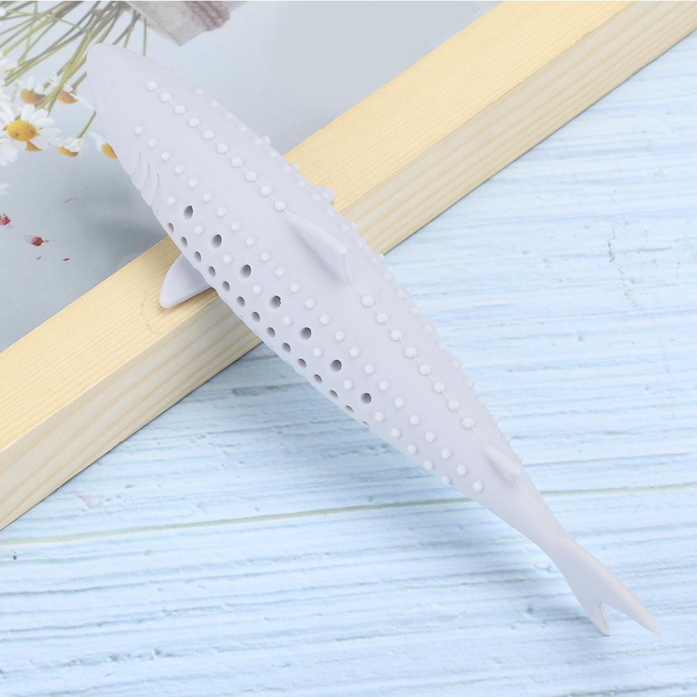 Silicone Pet Cat Catnip Molar Teeth Cleaning Simulation Fish Shape Training Interactive ToyPurple