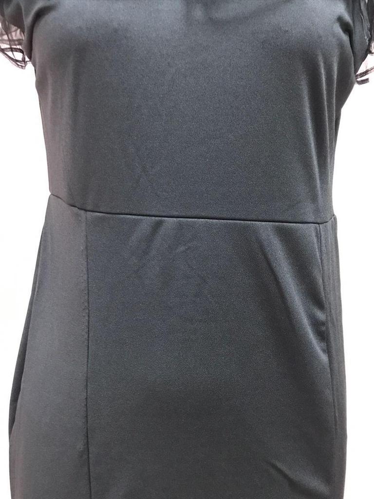 2025 Off-Shoulder Slim-Fit Ruffle Knit Dress with Small Train, European and American Style