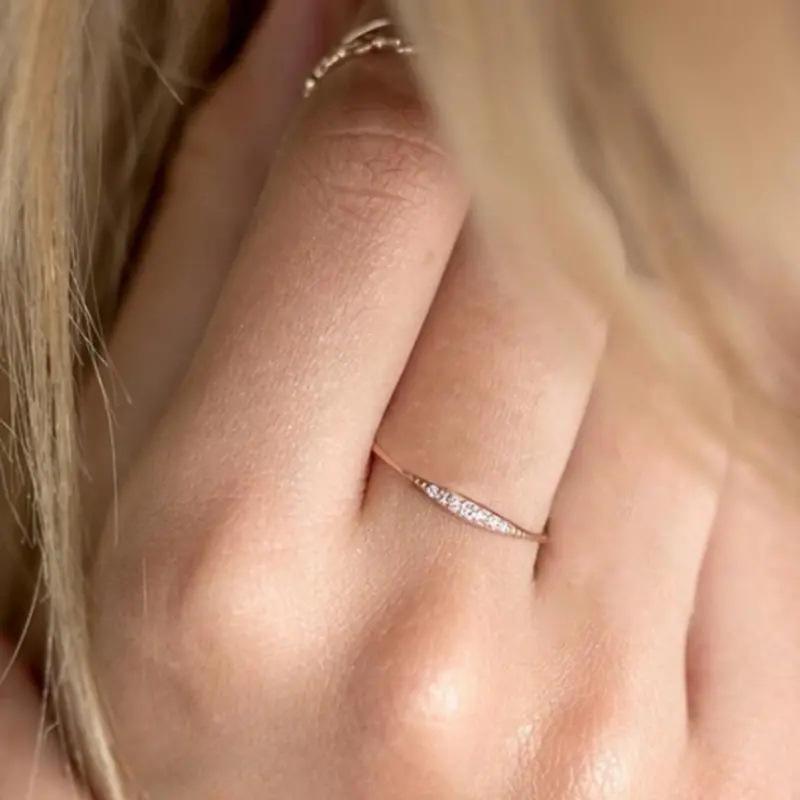 Bague de Petit Doigt Cao Shi Zircon pour Femme - Design de Mode Européen et Américain Bijou de Fiançailles