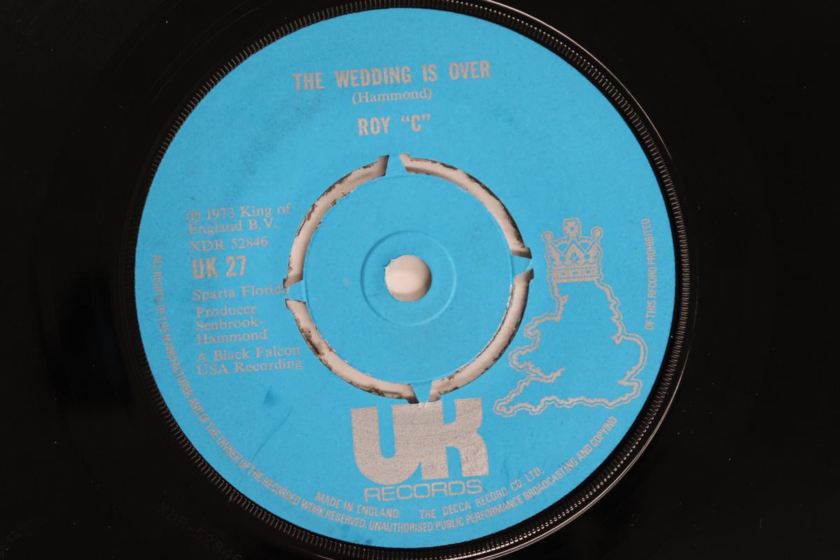 

7-дюймовая пластинка ROY C - Свадьба окончена / Бросивший школу UK27 UK RECORDS 1973 UK Рок Б/У