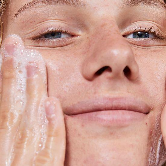 Avene Cleanance Cleansing Gel 100ml *Sebum-controlling *Mildly Acidic Cleanser *Cleansing Foam
