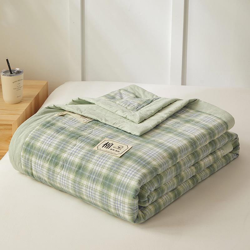 Xinjiang Cotton Summer Quilt: Machine Washable Blanket for Nude Sleeping and Air Conditioning