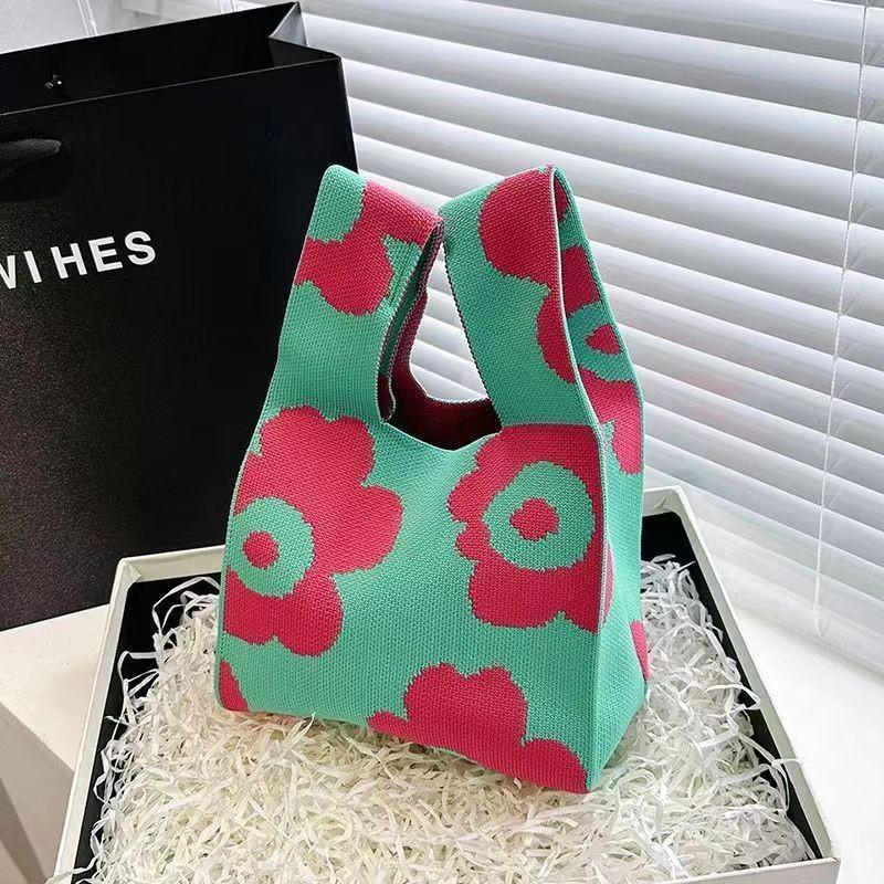 Women's Knot Wrist Bag Handmade Knitted Bag Portable Mini Striped Tote Bucket Phone Bags Large Capacity Autumn Winter Handbags