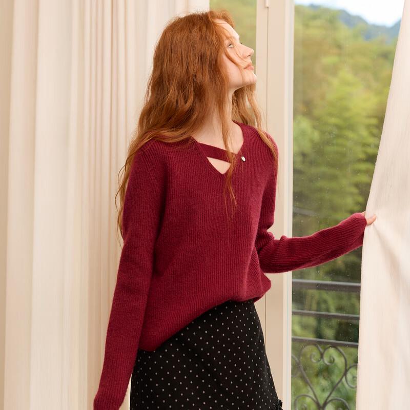 

Sancai 2025 Зимний свитер с V-образным вырезом и мерцающей вязкой S