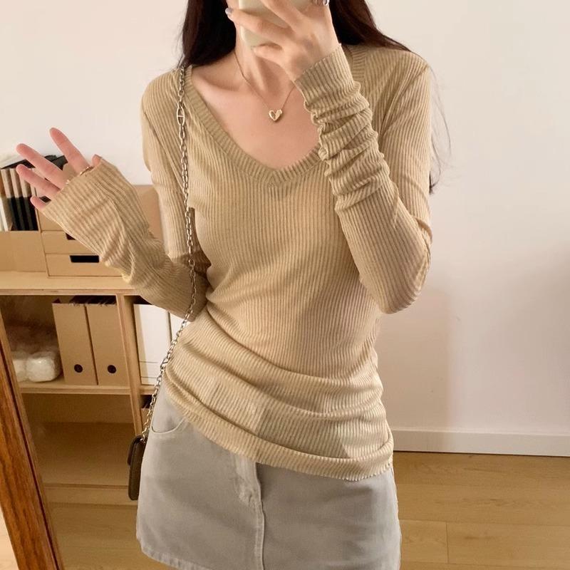 Unique and beautiful v-neck tulle slightly transparent knitted sweater women's early spring new slim-fit sunscreen blouse pink bottoming top