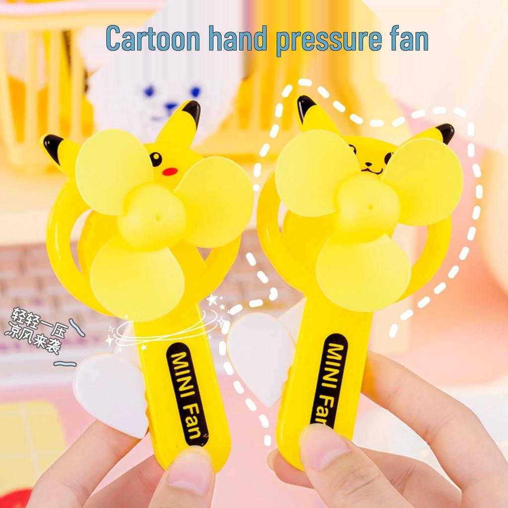 Yiwu Night Market Luminous Toys & Gifts Creative Stall