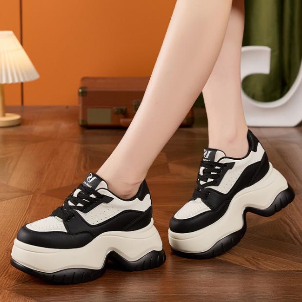 Fashion Women's Thick Bottom Platform Sneakers Soft Sole Sports Casual Shoes Versatile Heightening Shoes Autumn New Style White Sneakers